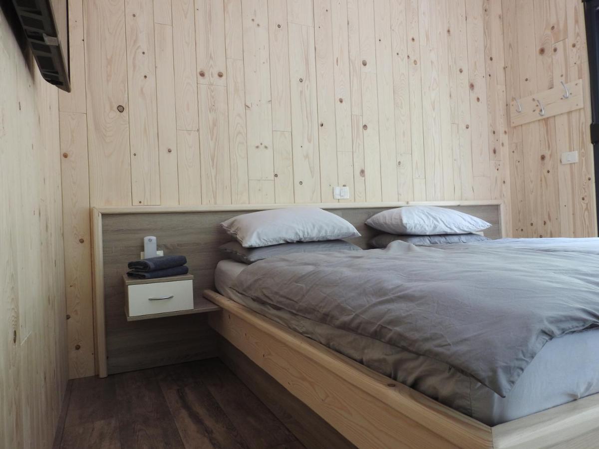 Pocitniski Hisici - Small Holiday Houses Айдовшчина Экстерьер фото